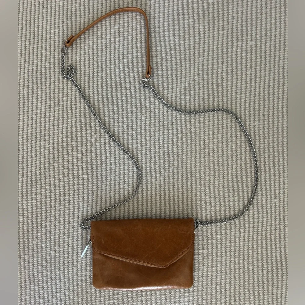 HOBO Convertible leather crossbody/clutch/handbag/wristlet. Festival ready! - Picture 1 of 13